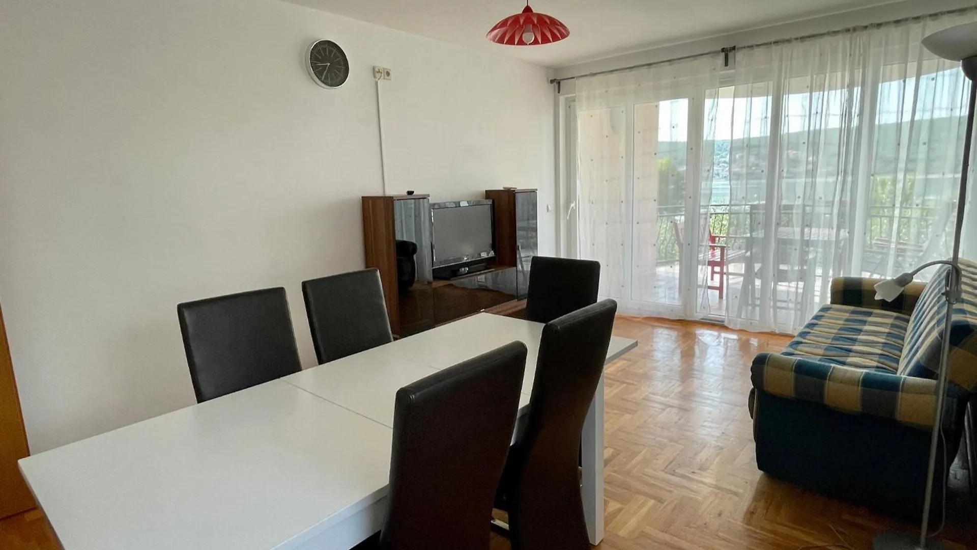 Kristina Apartmanhaz Dobrinj كرواتيا